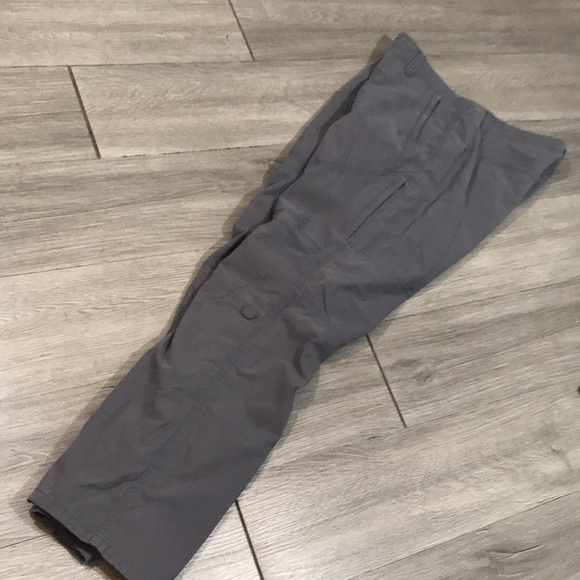 Kuhl Spire Roll-Up Legendary Gray Pants size 10 Reg - Picture 14 of 15